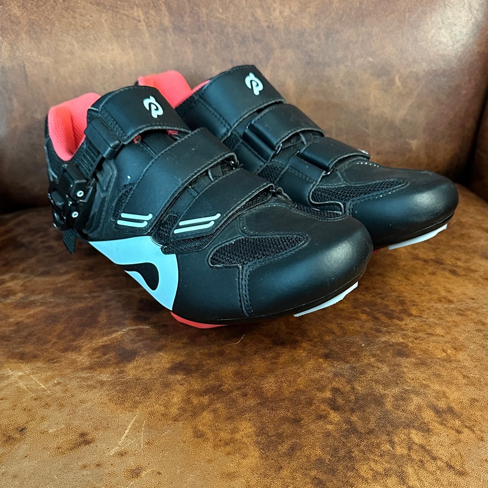 Peloton Black and Red Men's Athletic Cycling Shoes